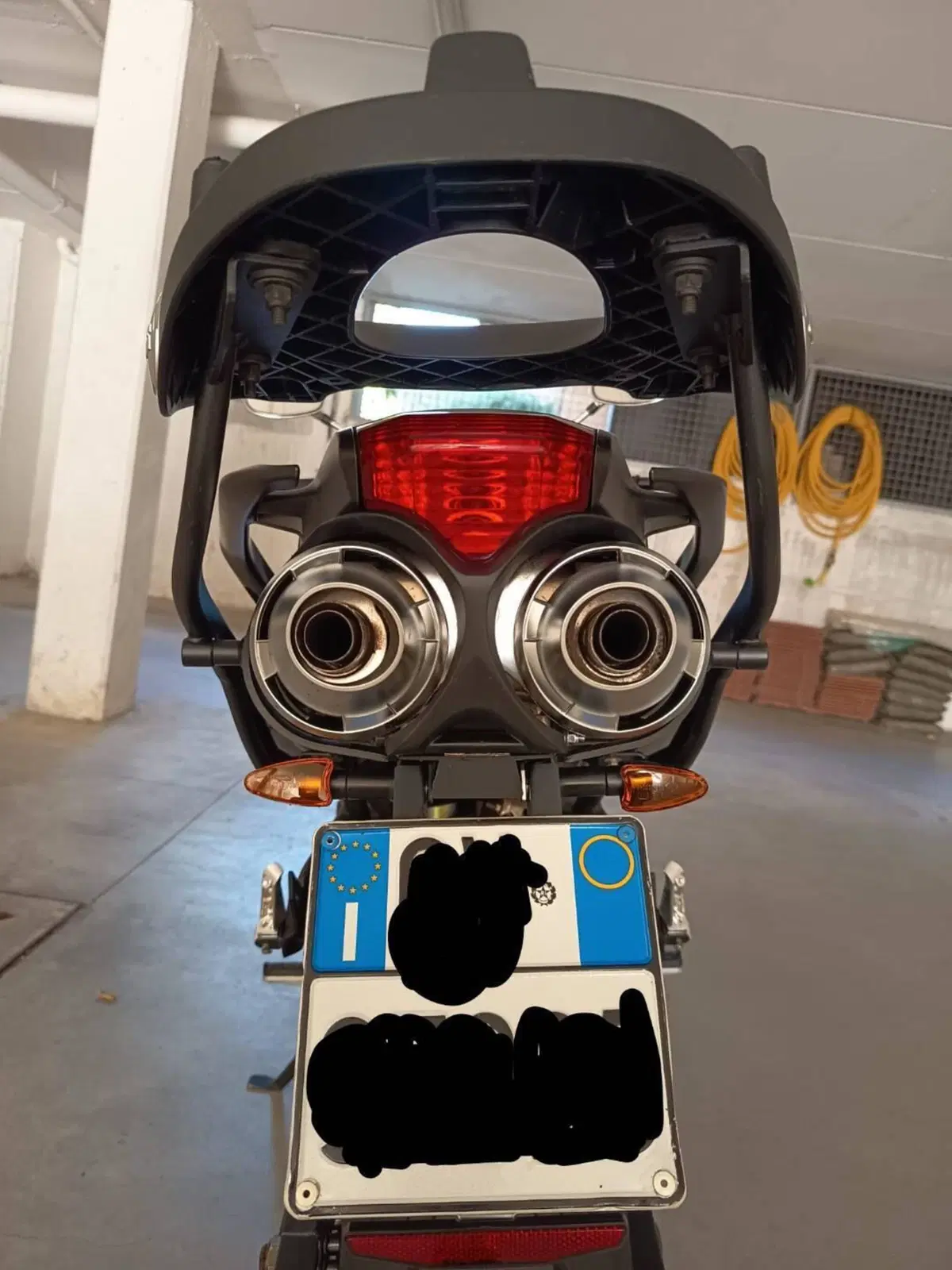 Yamaha FZ6 (2004 - 07) (3)