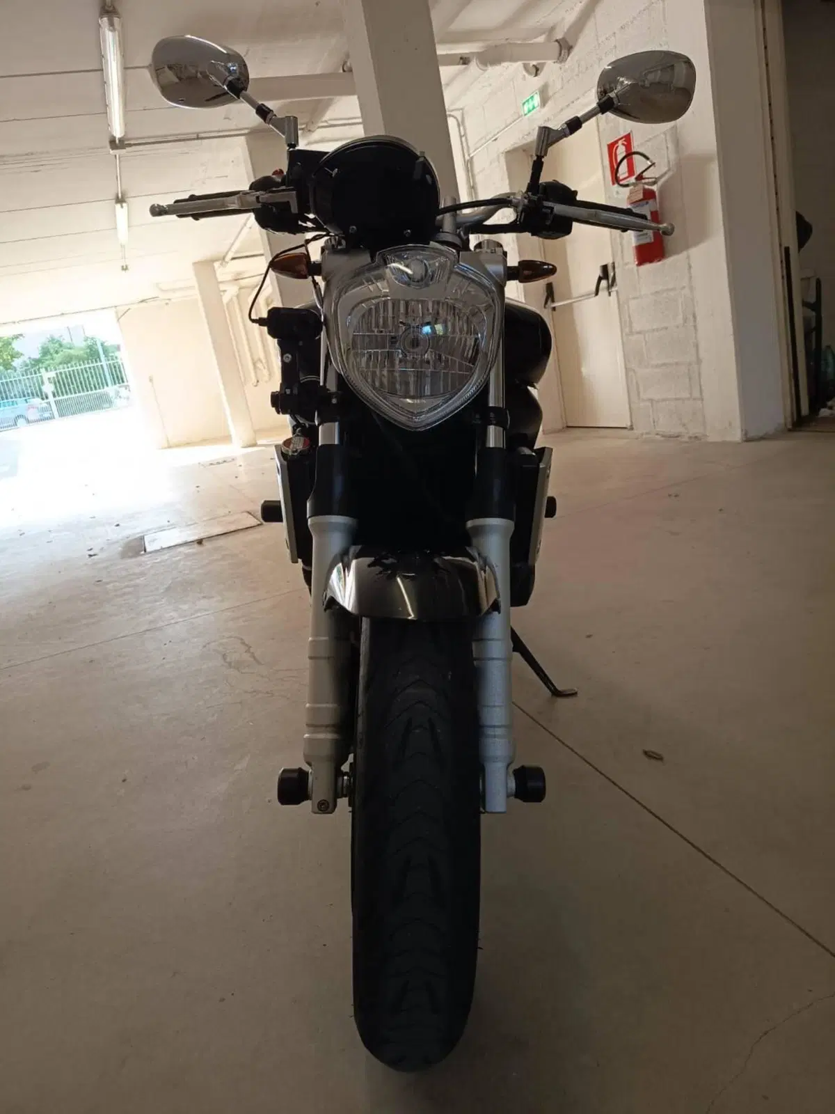 Yamaha FZ6 (2004 - 07) (9)