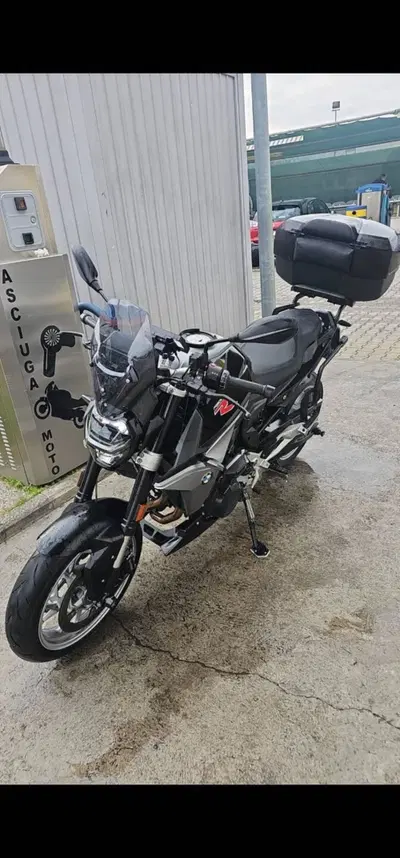 Bmw F 900 R (2021 - 24) usata