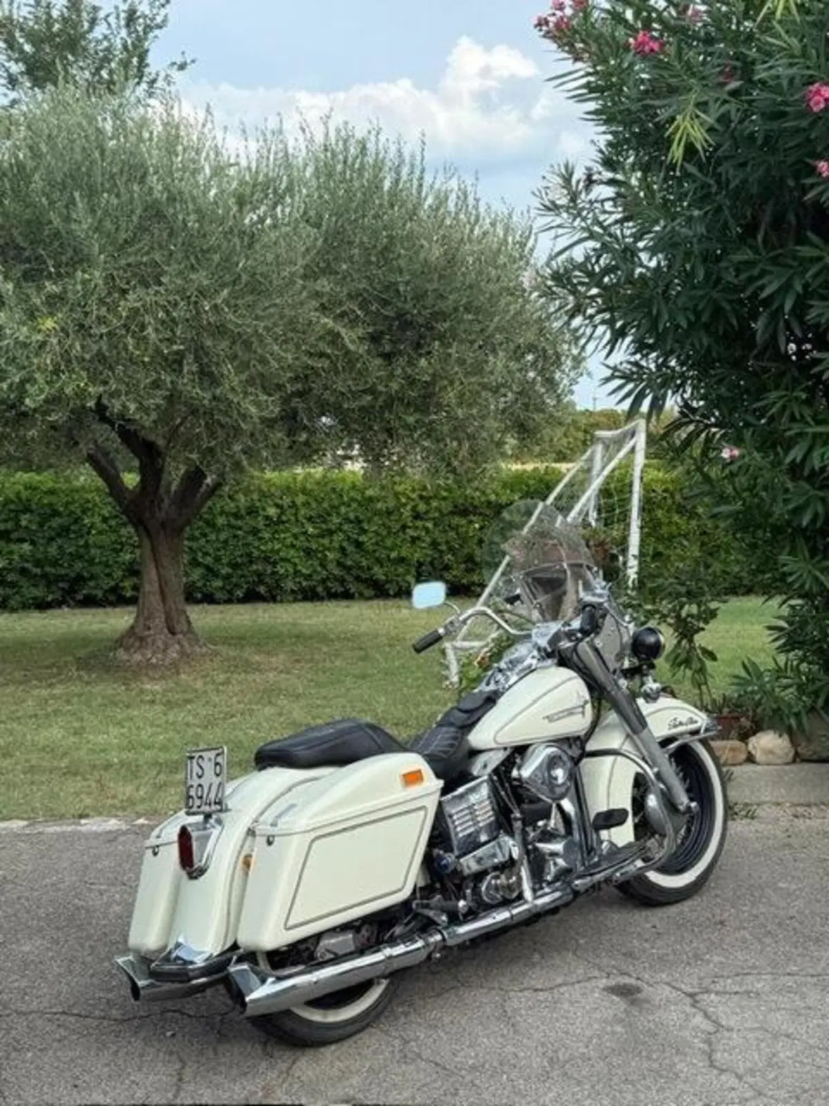 Harley-Davidson FLH 1200 Electra Glide Shovelhead (16)