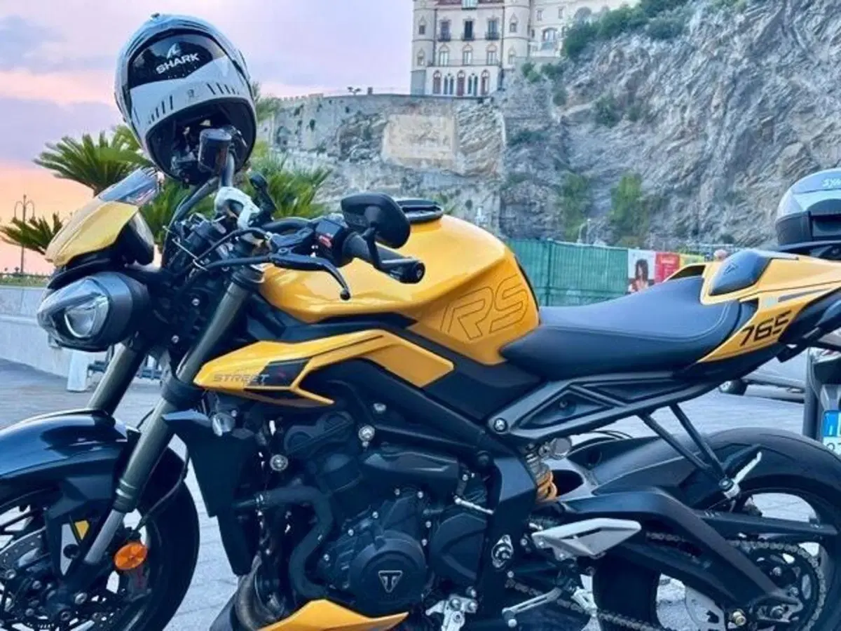 Triumph Street Triple 765 RS (2023 - 26) (3)