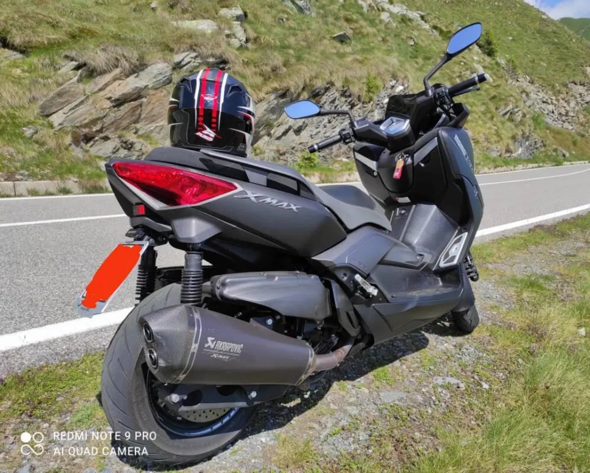 Yamaha X-Max 400 Momodesign ABS (2014 - 16) (2)