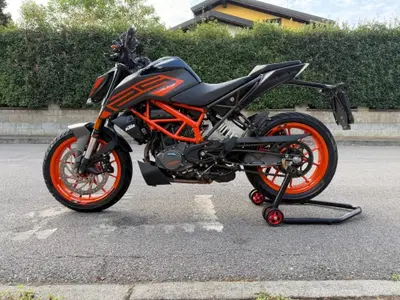KTM 125 Duke (2021 - 23) usata