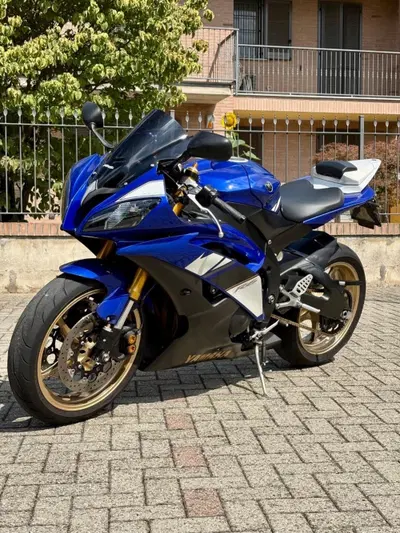 Yamaha YZF R6 (2008 - 09) usata