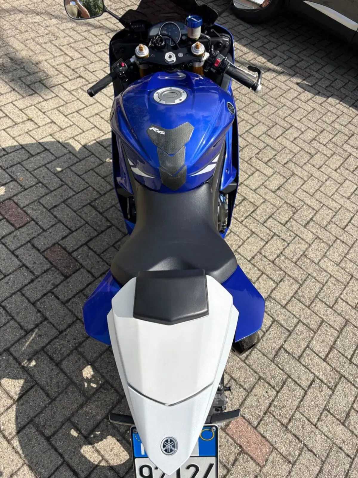 Yamaha YZF R6 (2008 - 09) (4)