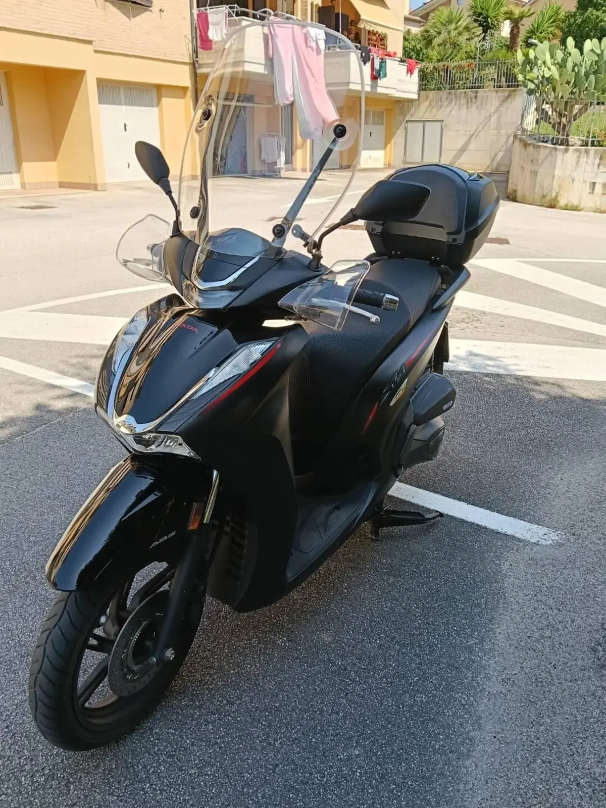 Honda SH 350i Sport (2025 - 26) (2)