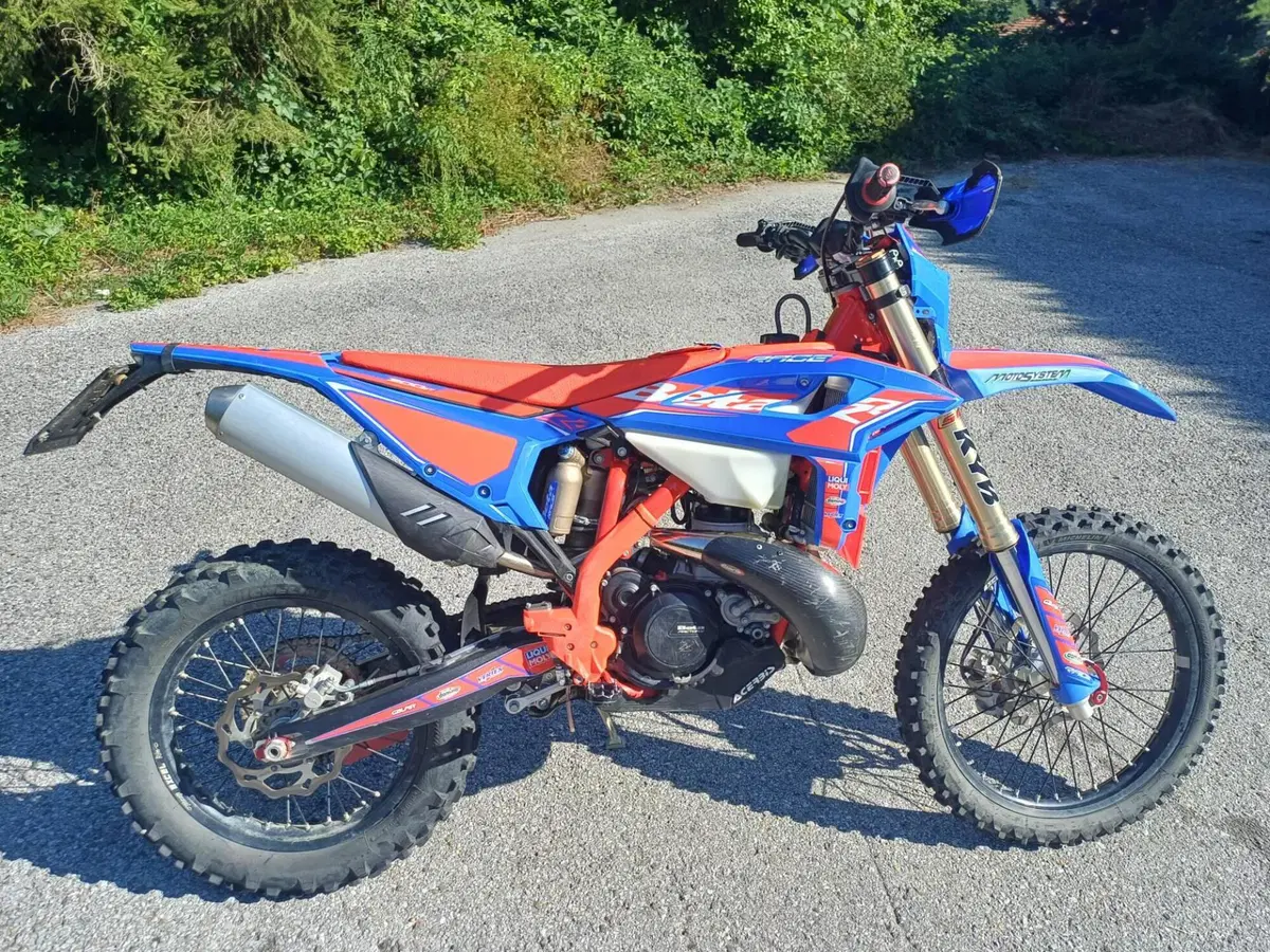 Betamotor RR 300 2T Enduro Race (2026) (8)