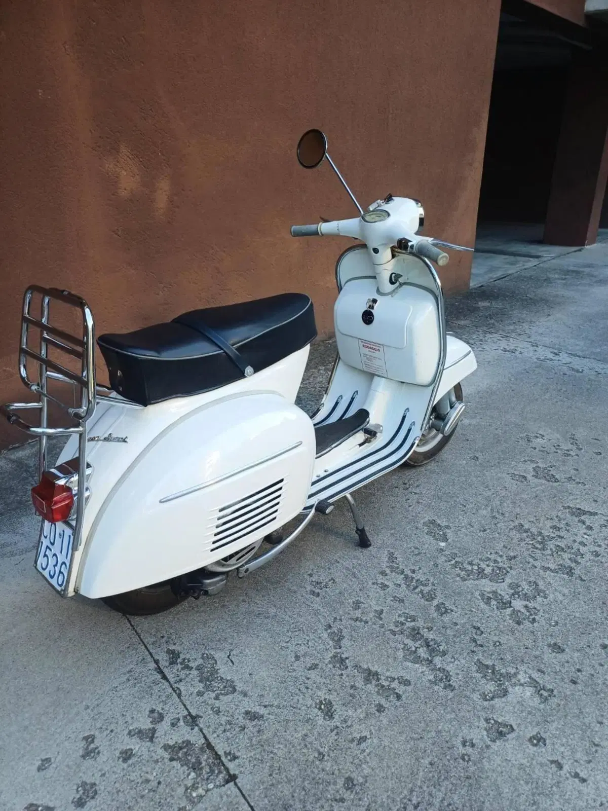Vespa 180 ss (2)