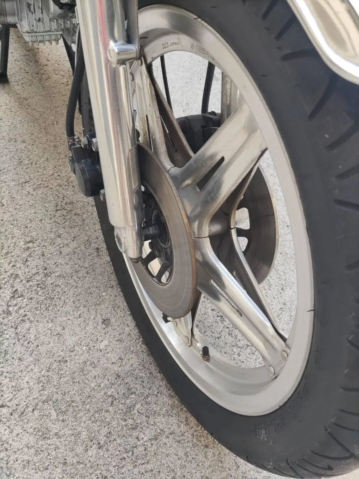 Honda CB 400N (9)