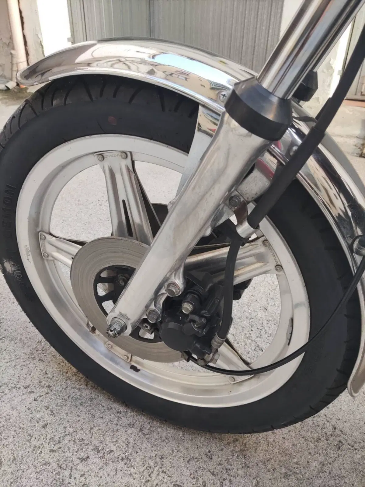 Honda CB 400N (15)