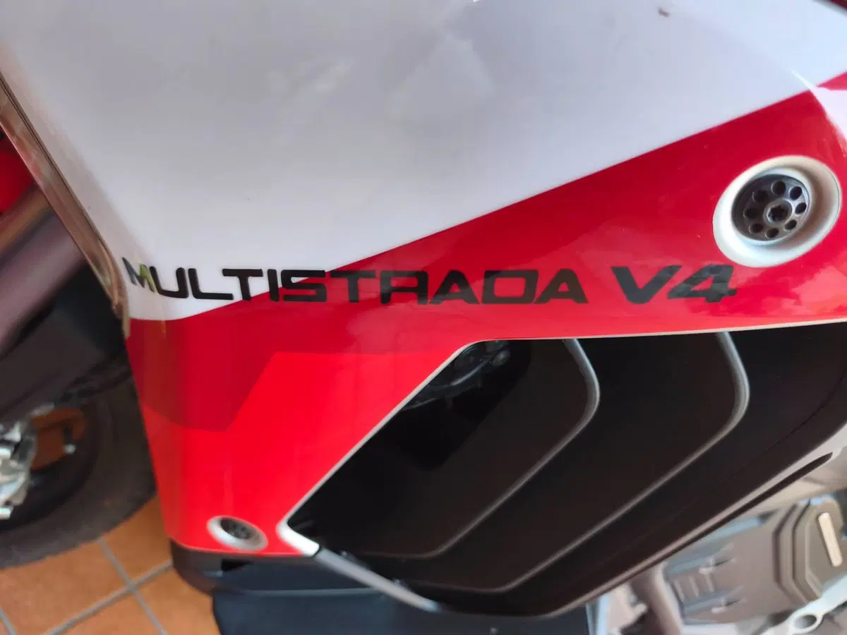 Ducati Multistrada V4 S (2021 - 24) (7)