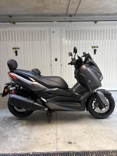Yamaha X-Max 300 ABS (2017 - 20) usata