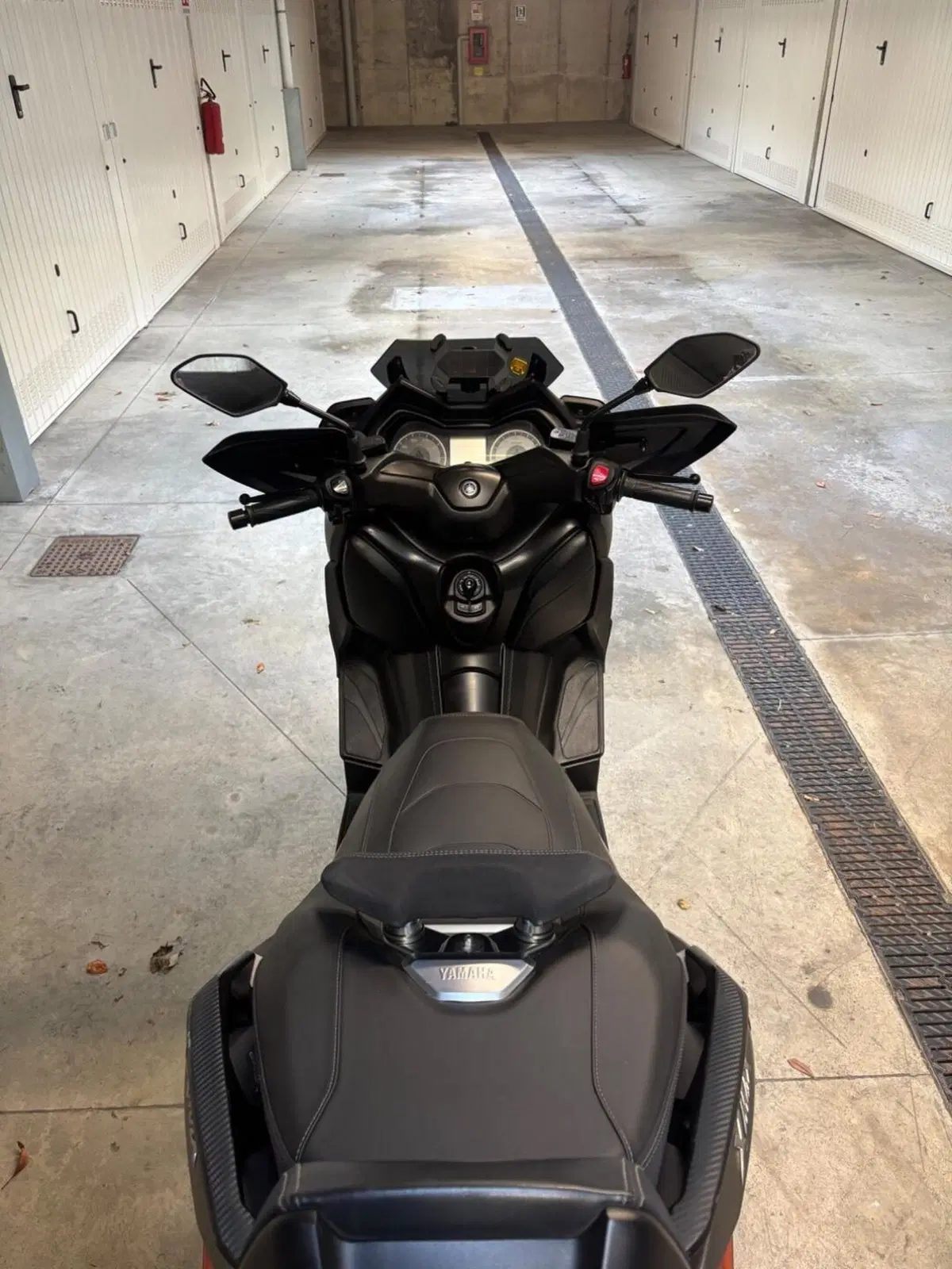 Yamaha X-Max 300 ABS (2017 - 20) (5)