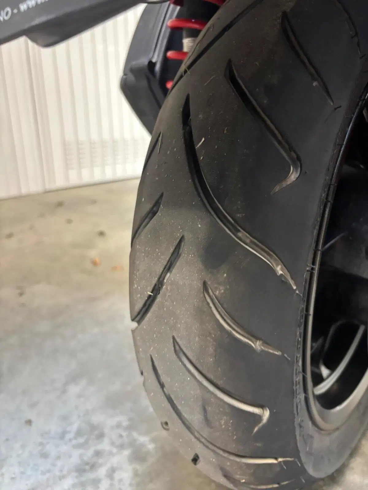 Yamaha X-Max 300 ABS (2017 - 20) (8)