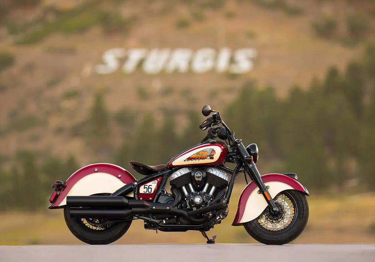 Prima di essere il raduno pi&ugrave; grande del mondo, Sturgis era una scommessa: Indian la celebra con 125 Chief Vintage