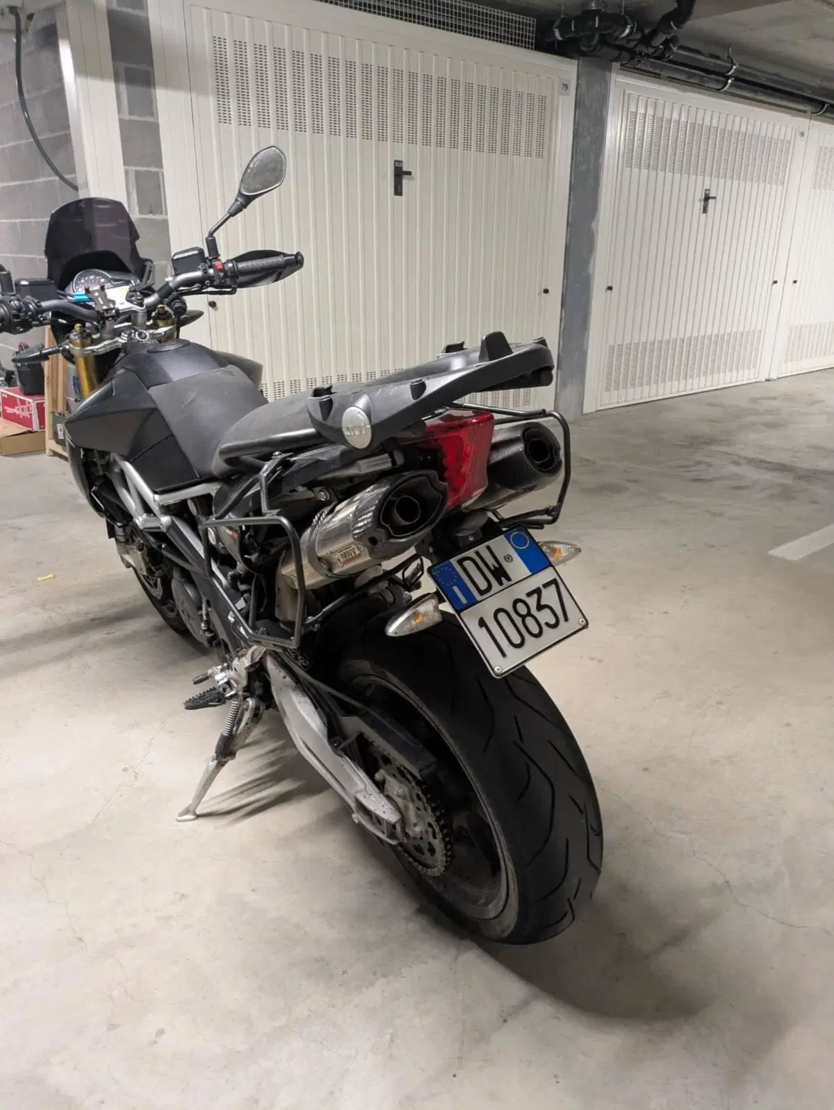 Aprilia Dorsoduro 750 (2009 - 14) (17)