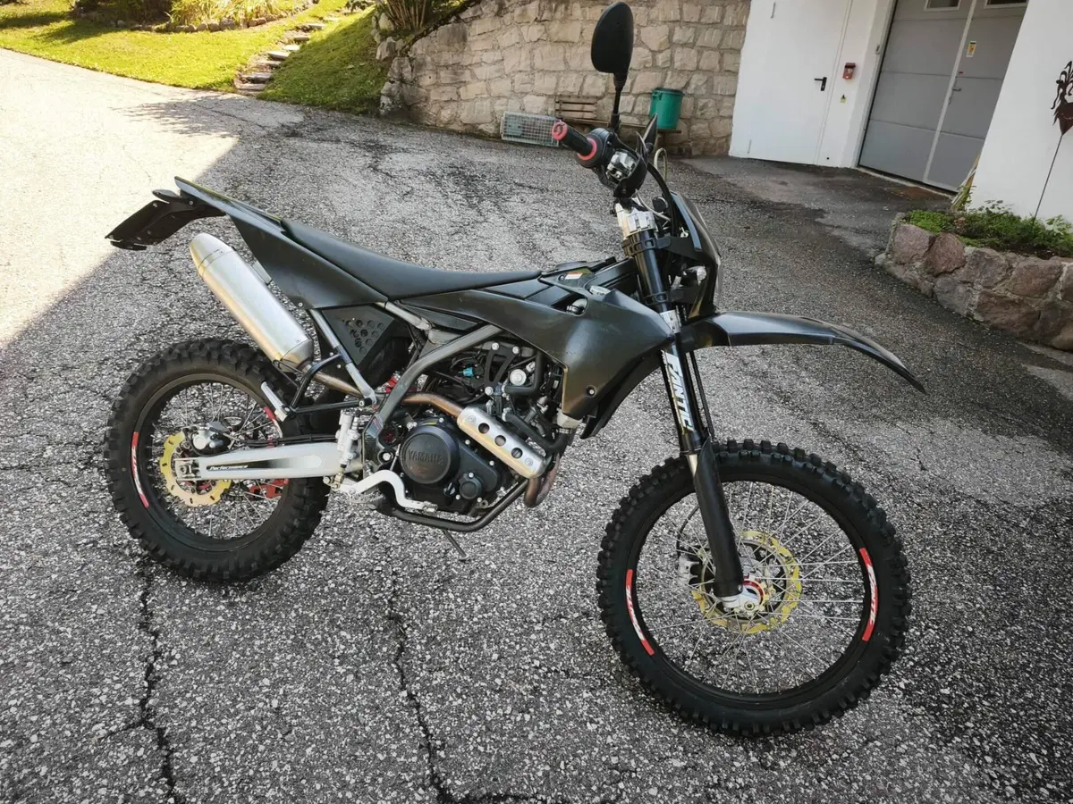 Fantic Motor XEF 125 Performance 4T (2022)