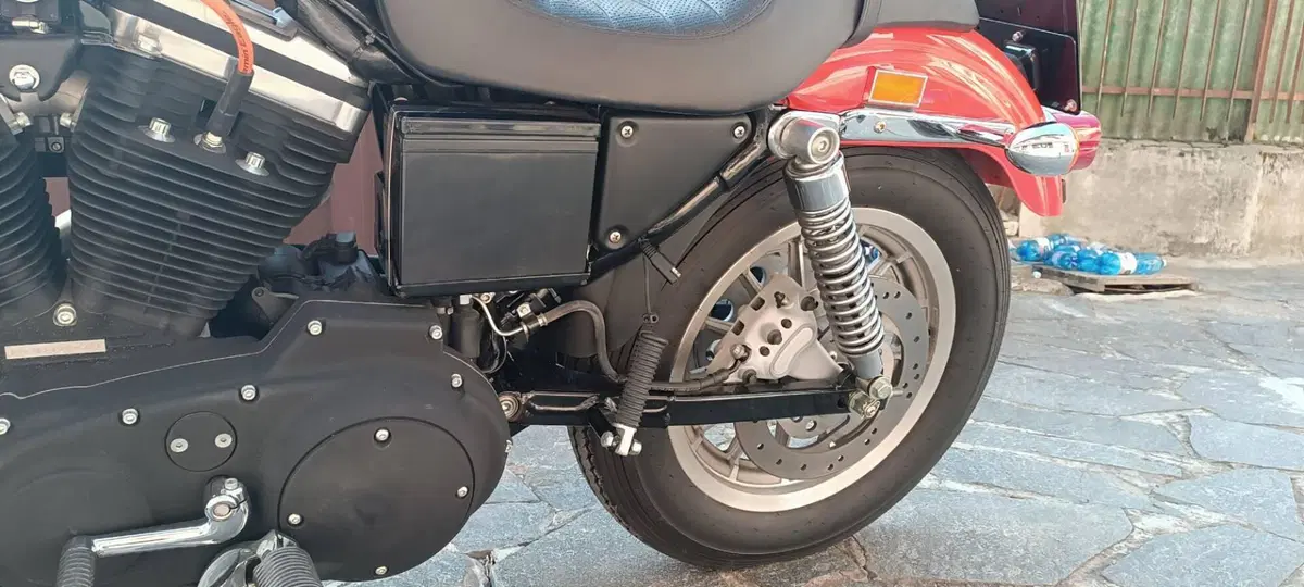 Harley-Davidson 883 R (2002 - 03) - XL 883R (8)