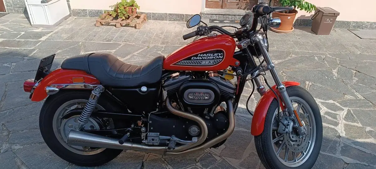 Harley-Davidson 883 R (2002 - 03) - XL 883R (16)