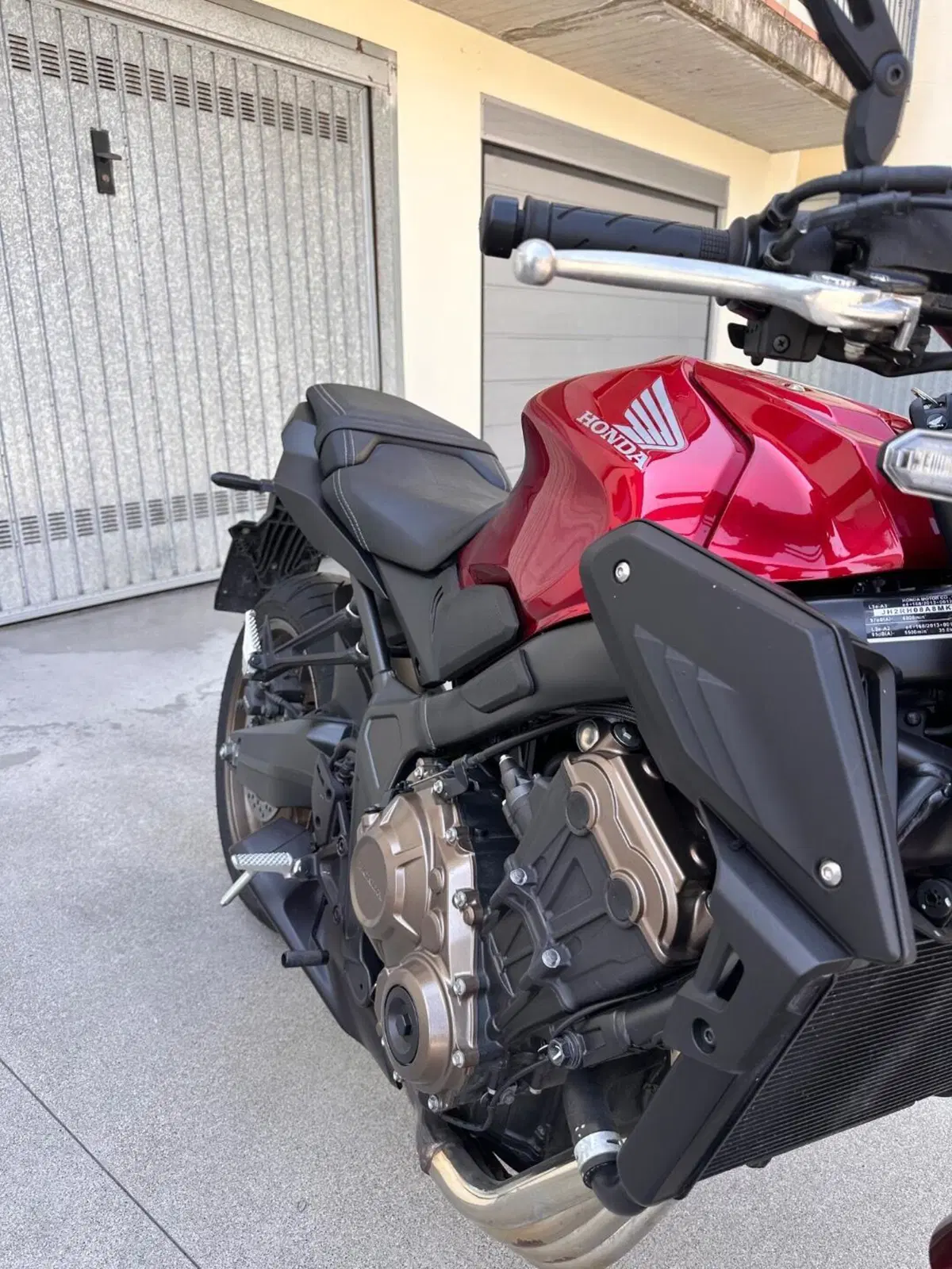 Honda CB 650 R (2021 - 23) (3)
