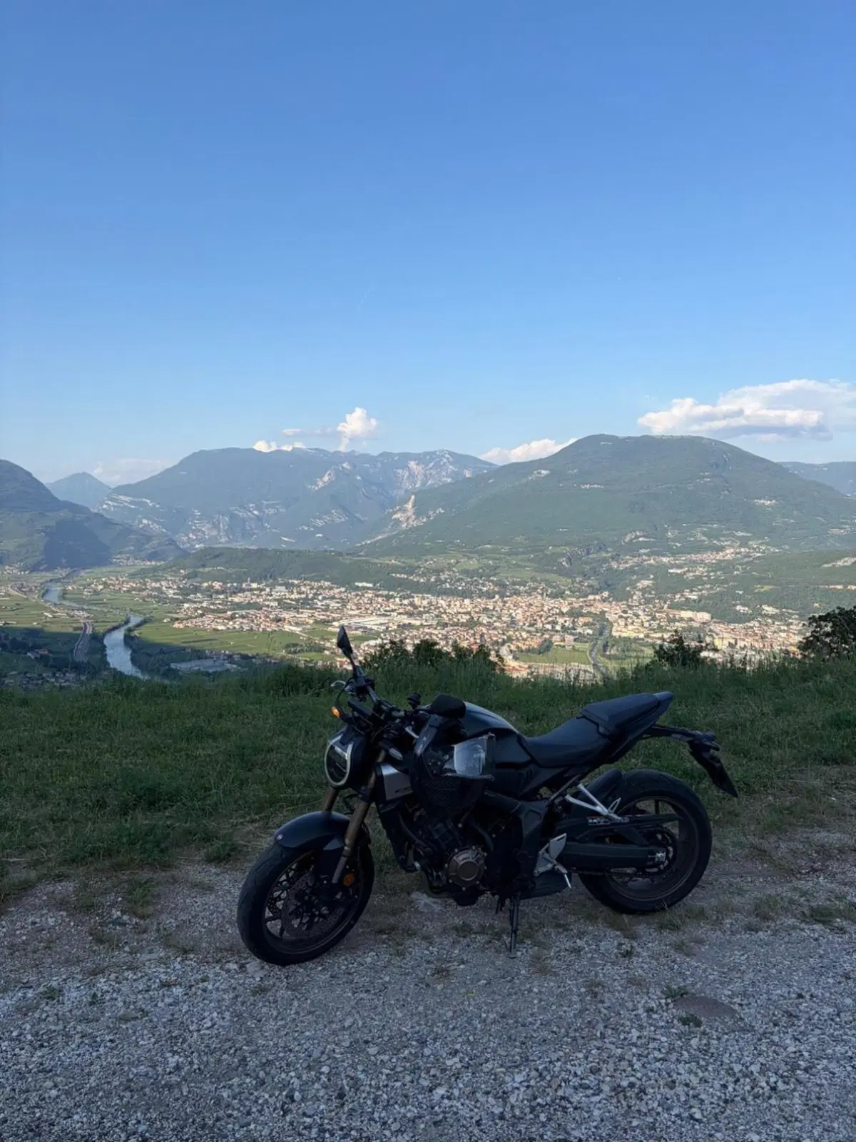 Honda CB 650 R (2024 - 25) (2)