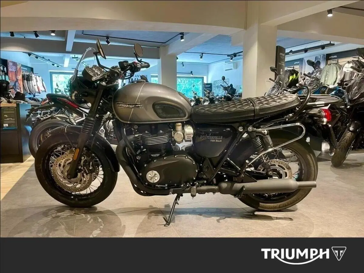 Triumph Bonneville T120 Black (2026) (4)