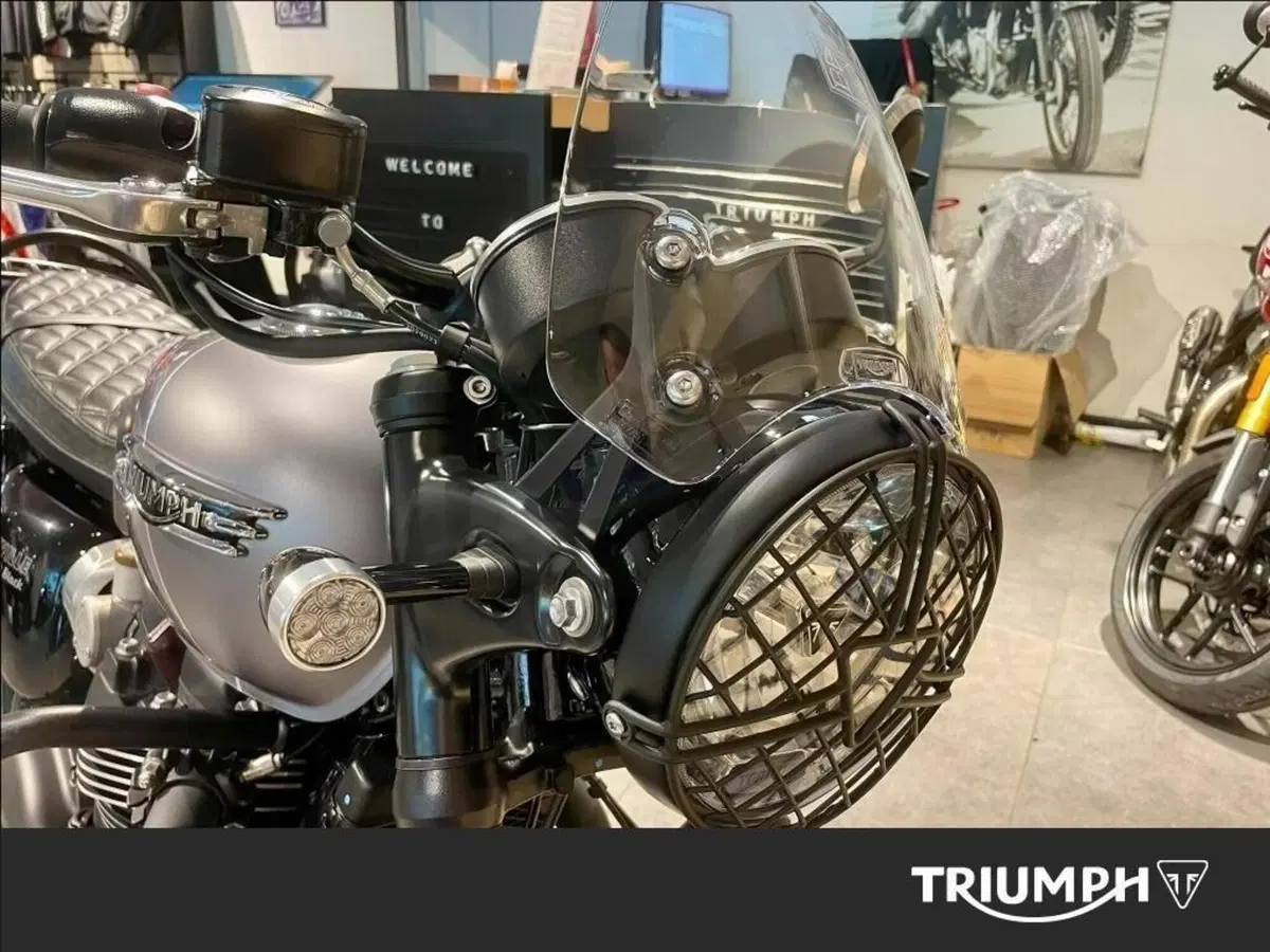 Triumph Bonneville T120 Black (2026) (10)