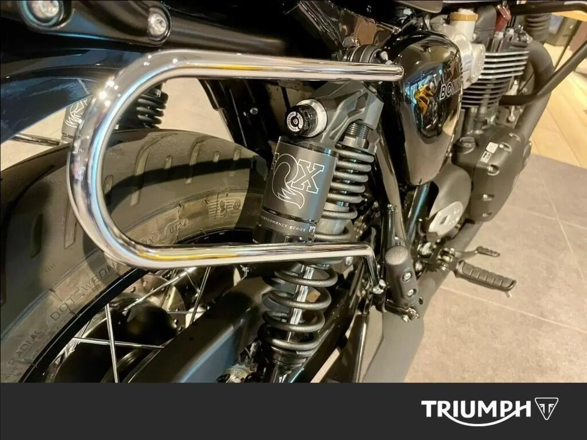 Triumph Bonneville T120 Black (2026) (6)