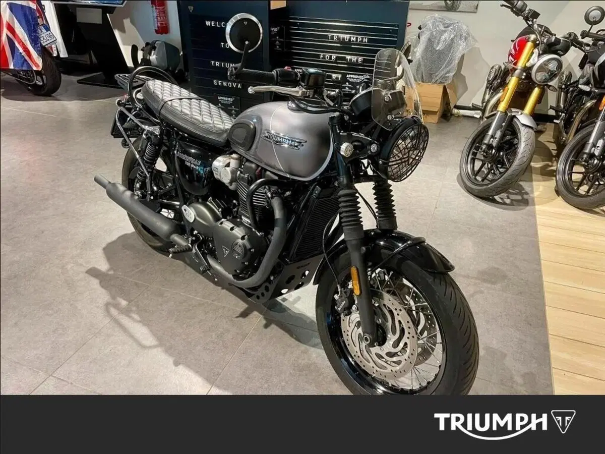Triumph Bonneville T120 Black (2026) (9)