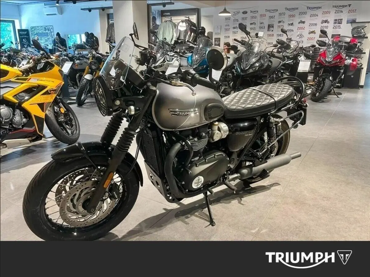 Triumph Bonneville T120 Black (2026) (3)