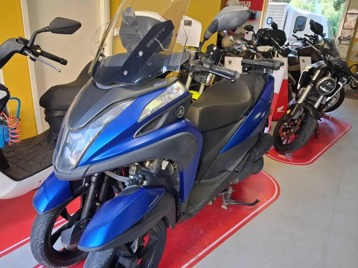 Yamaha Tricity 155 (2017 - 20) (3)