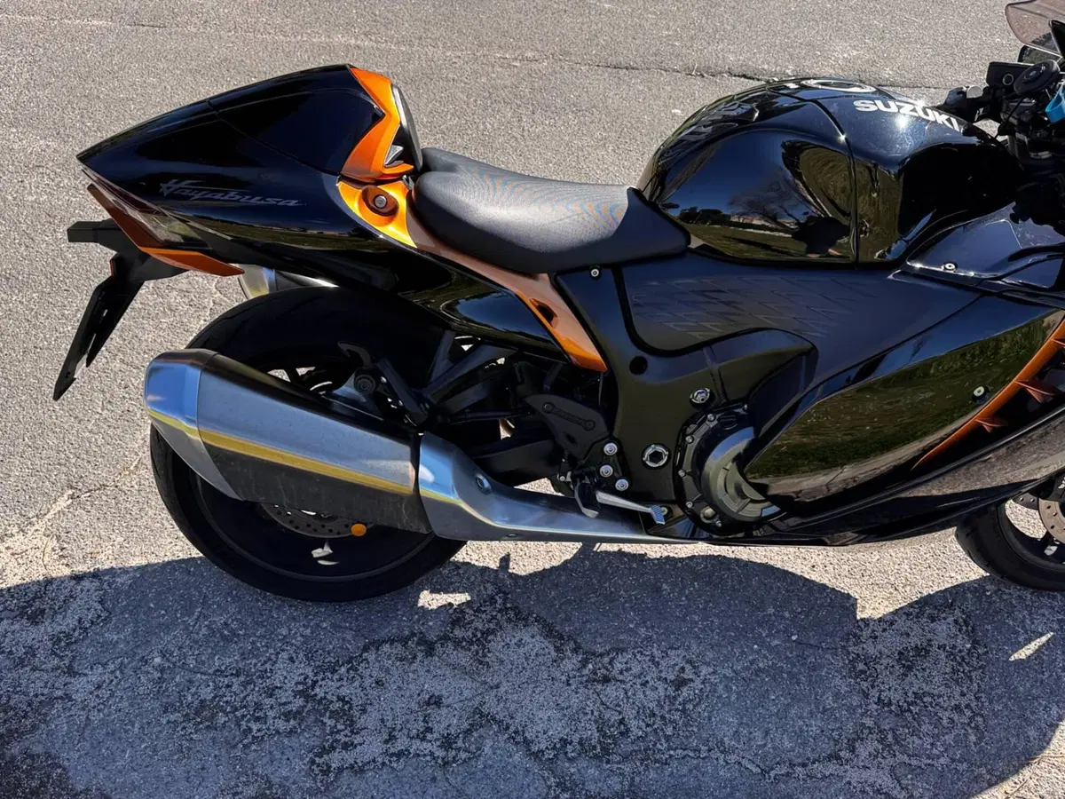 Suzuki GSX 1300 R Hayabusa (2021 - 24) (6)