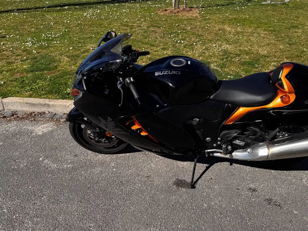 Suzuki GSX 1300 R Hayabusa (2021 - 24) (14)