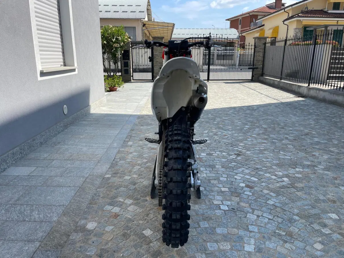 KTM 250 SX (2023) (7)