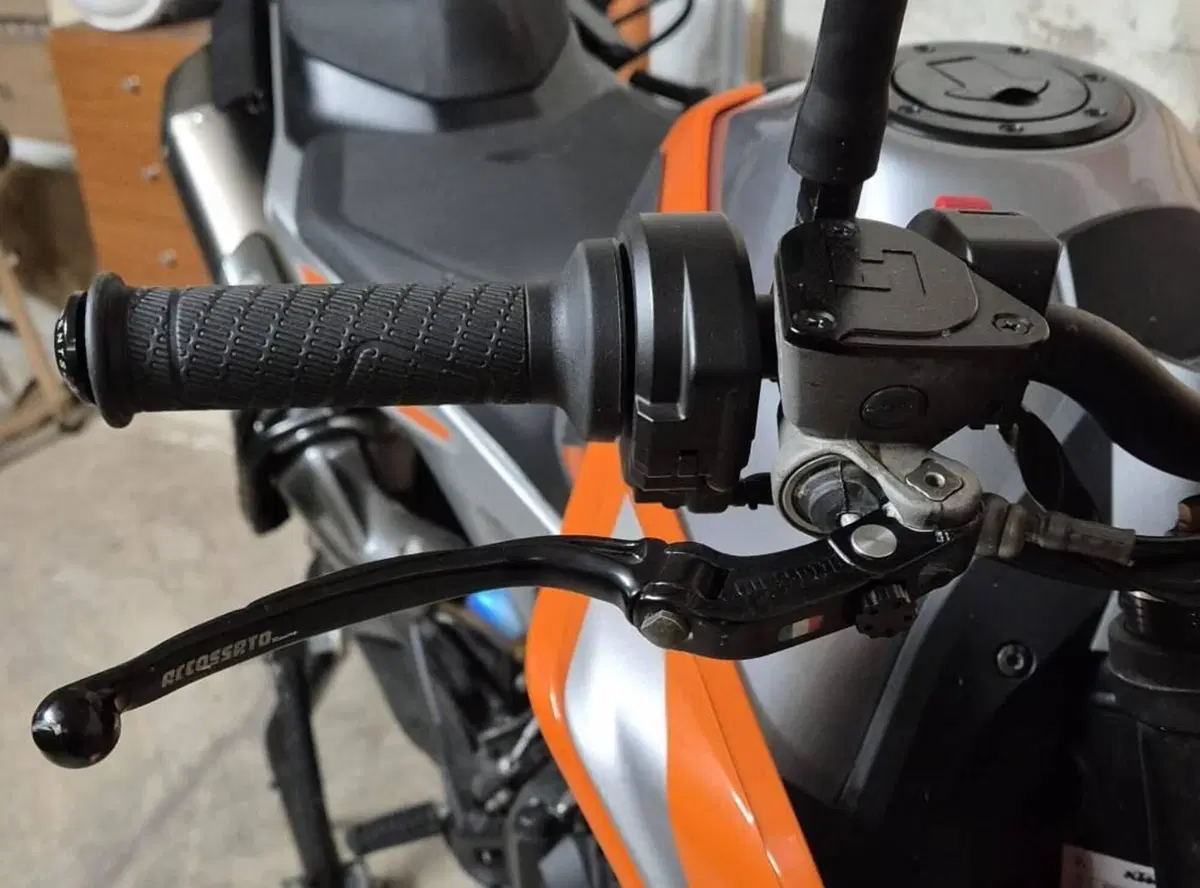 KTM 790 Duke (2018 - 20) (4)