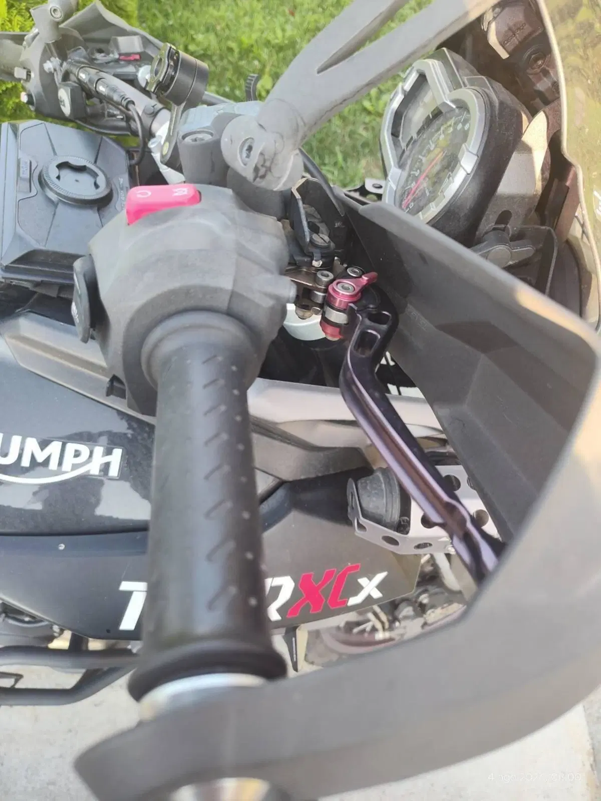 Triumph Tiger 800 XCx (2015 - 17) (4)