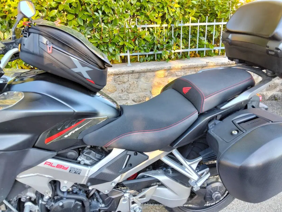 Honda Crossrunner Travel Edition ABS (2015 - 18) (2)