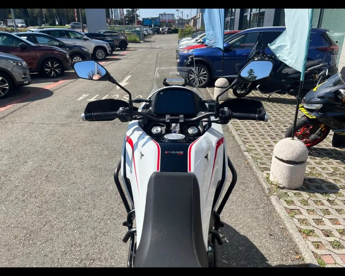 Moto Morini X-Cape 700 (2025 - 26) (13)