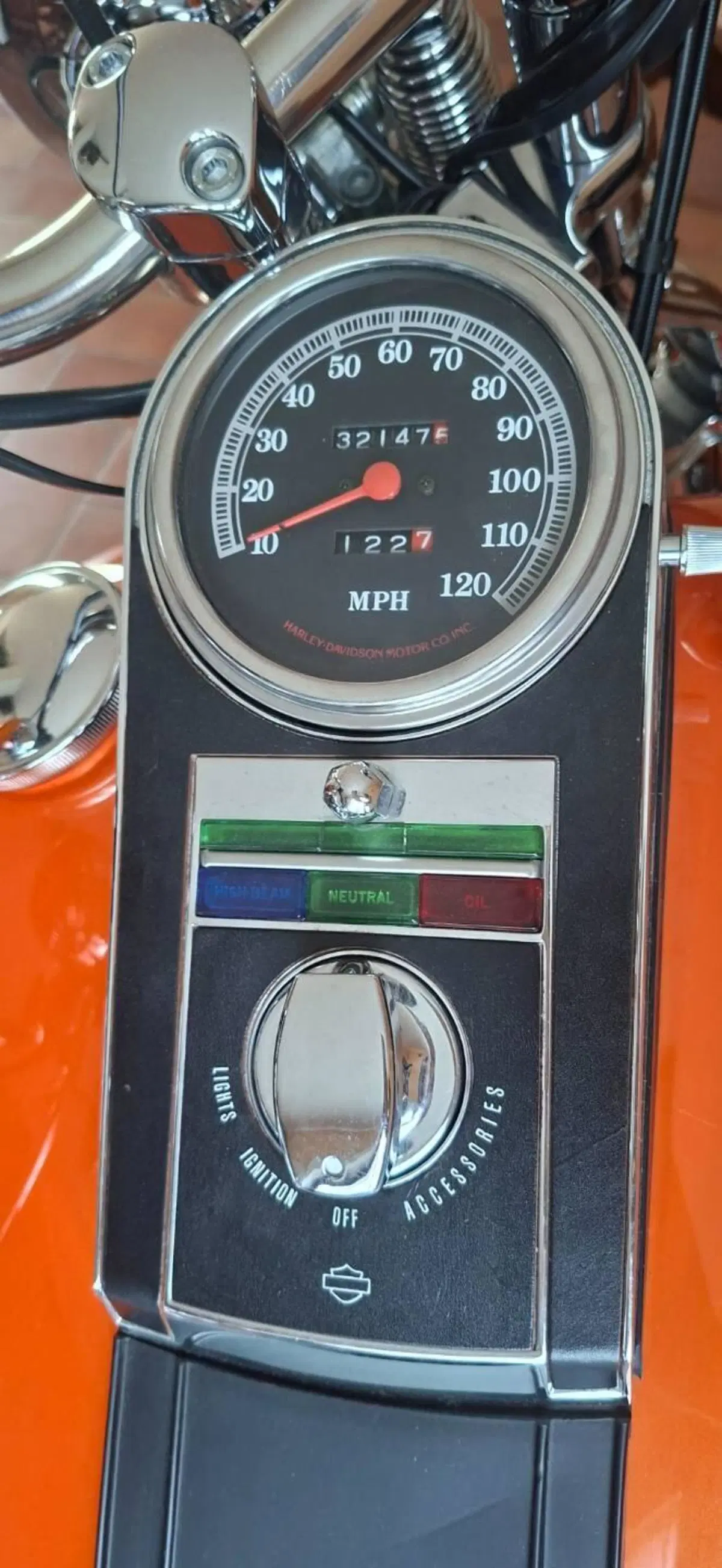 Harley-Davidson Softail Springer FXSTS (3)
