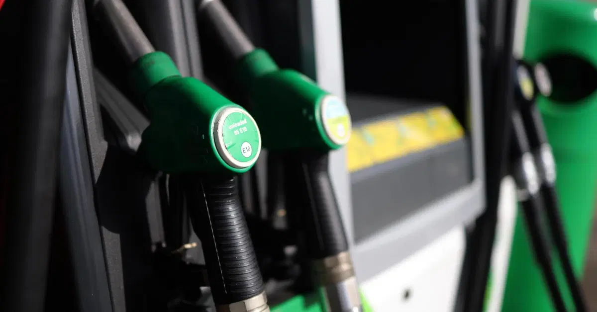 Perch&eacute; l'Italia resta tra i sette paesi con la benzina pi&ugrave; cara in Europa?
