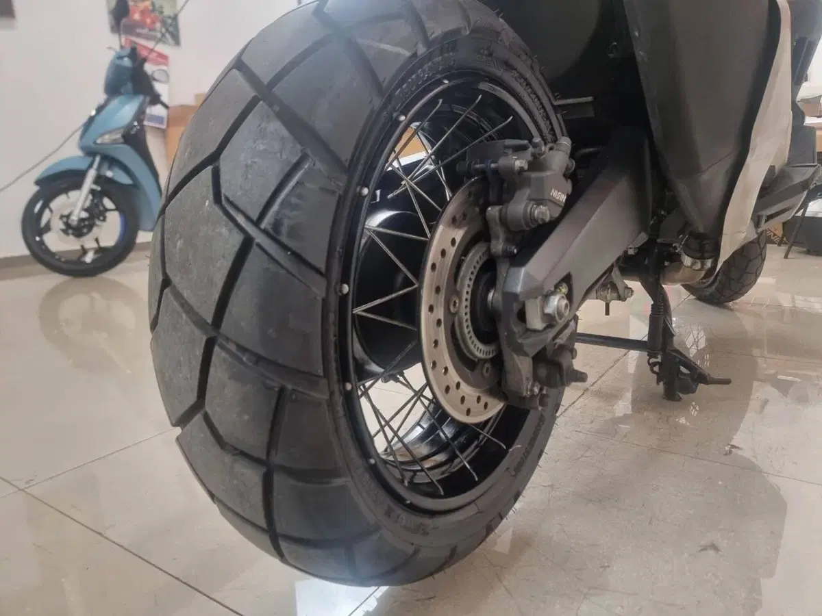 Honda X-ADV 750 DCT (2021 - 24) (6)