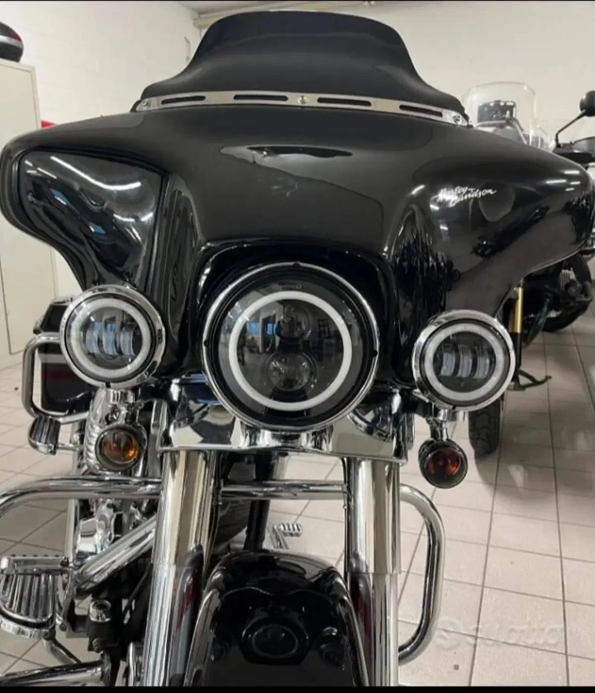 Harley-Davidson 1800 Electra Glide Ultra Classic (2005 - 06) - FLHTCUSE (3)