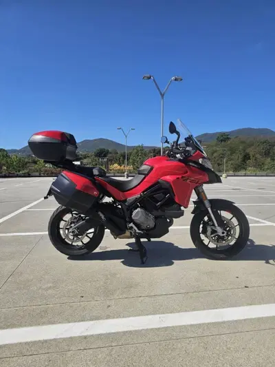 Ducati Multistrada V2 S (2022 - 24) usata