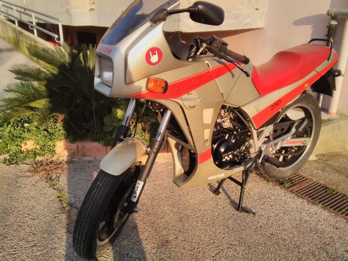Gilera NGR 250 (2)