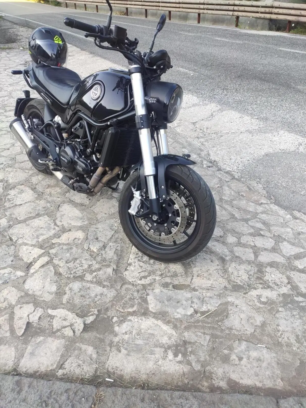 Benelli Leoncino 500 (2021 - 25) (5)