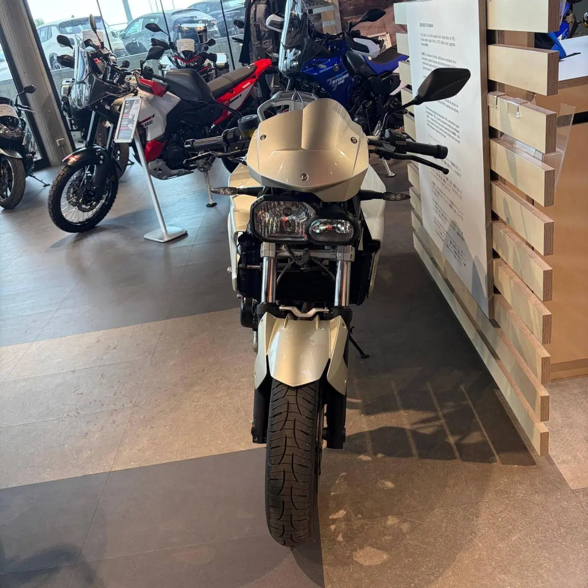 Bmw F 800 R (2012 - 14) (7)