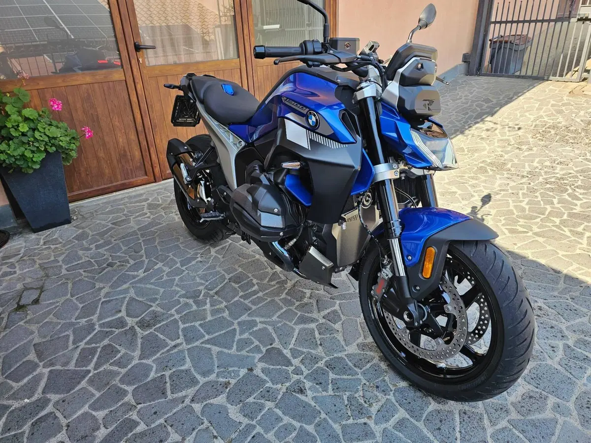 Bmw R 1300 R (2026 - 27) (2)