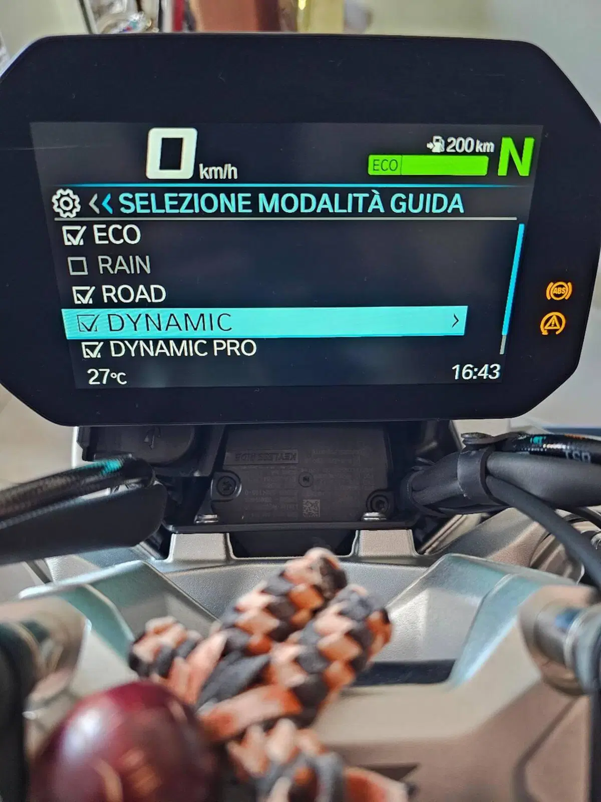 Bmw R 1300 R (2026 - 27) (10)