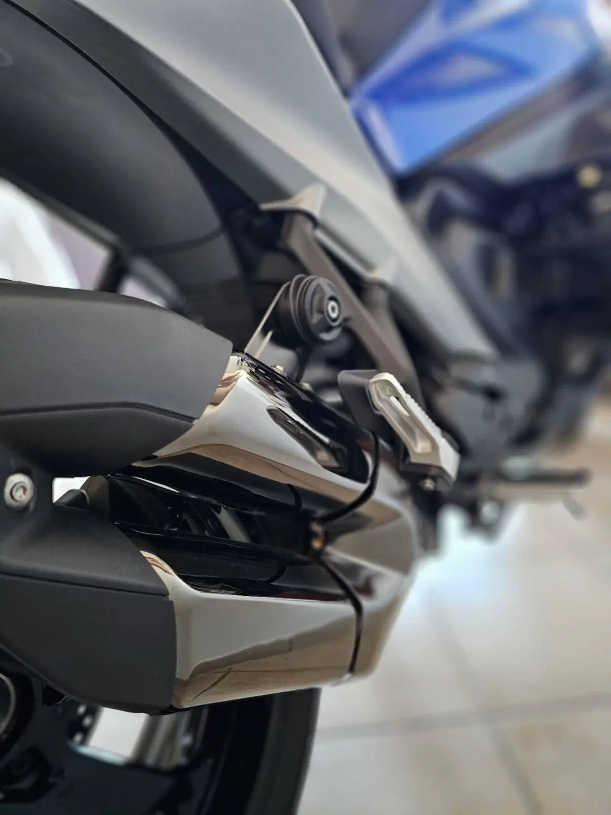 Bmw R 1300 R (2026 - 27) (12)