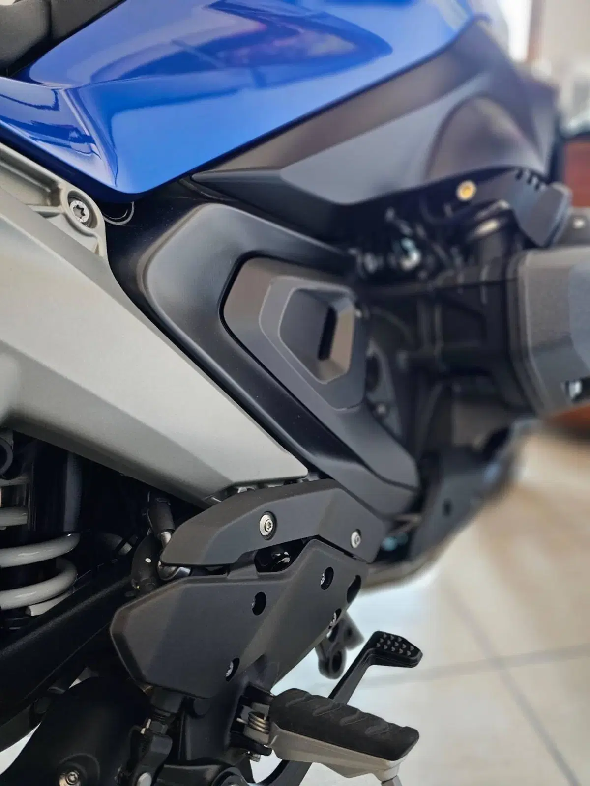 Bmw R 1300 R (2026 - 27) (14)